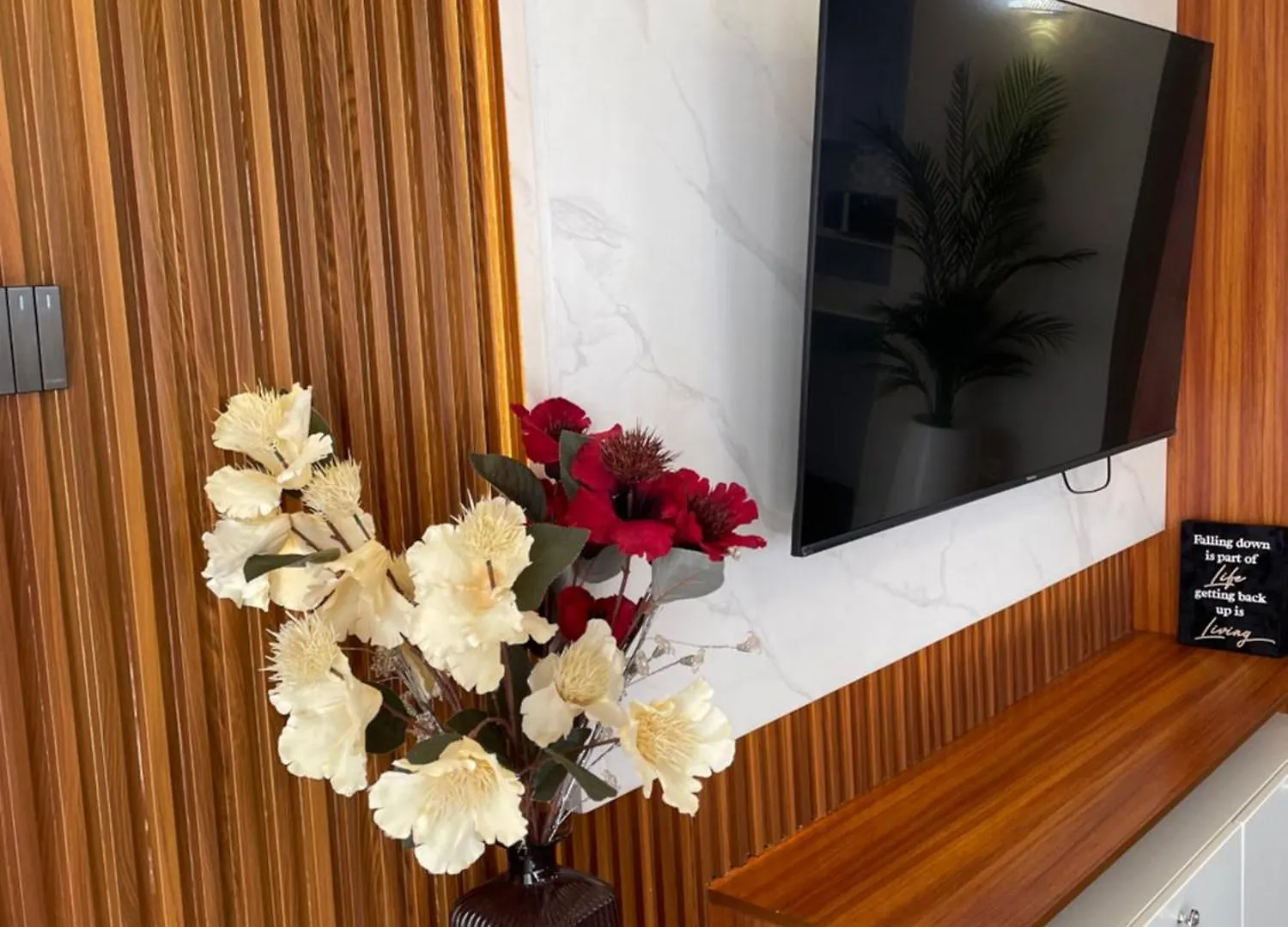 Bwi'S Luxury Homes Kampala Apartment